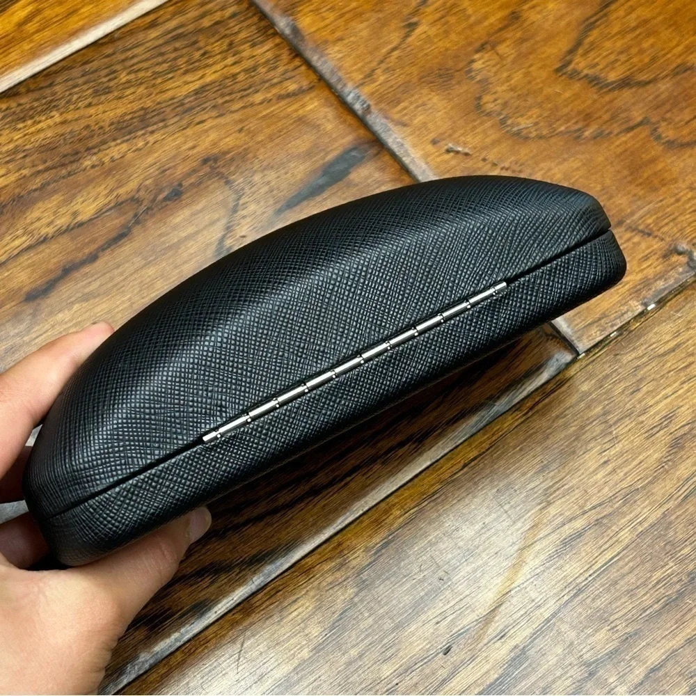 Salvatore ferragamo‎ glasses case